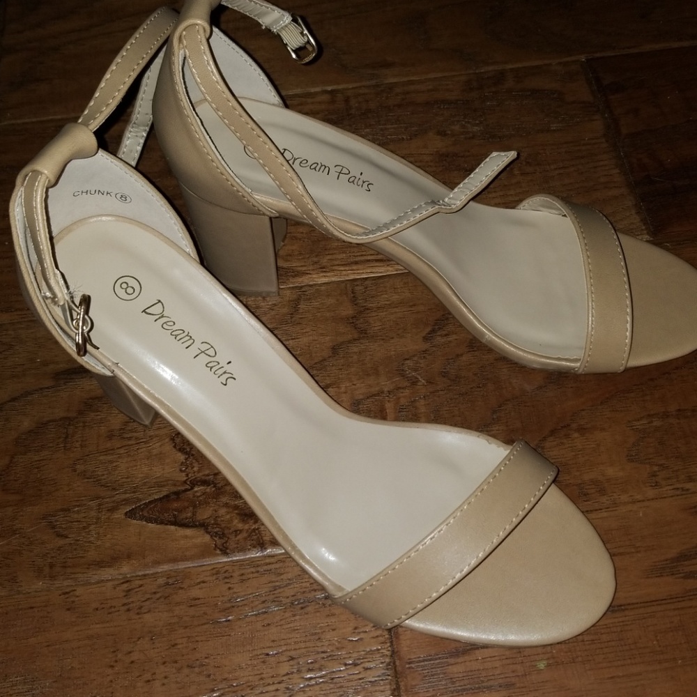 Nude/tan low heels